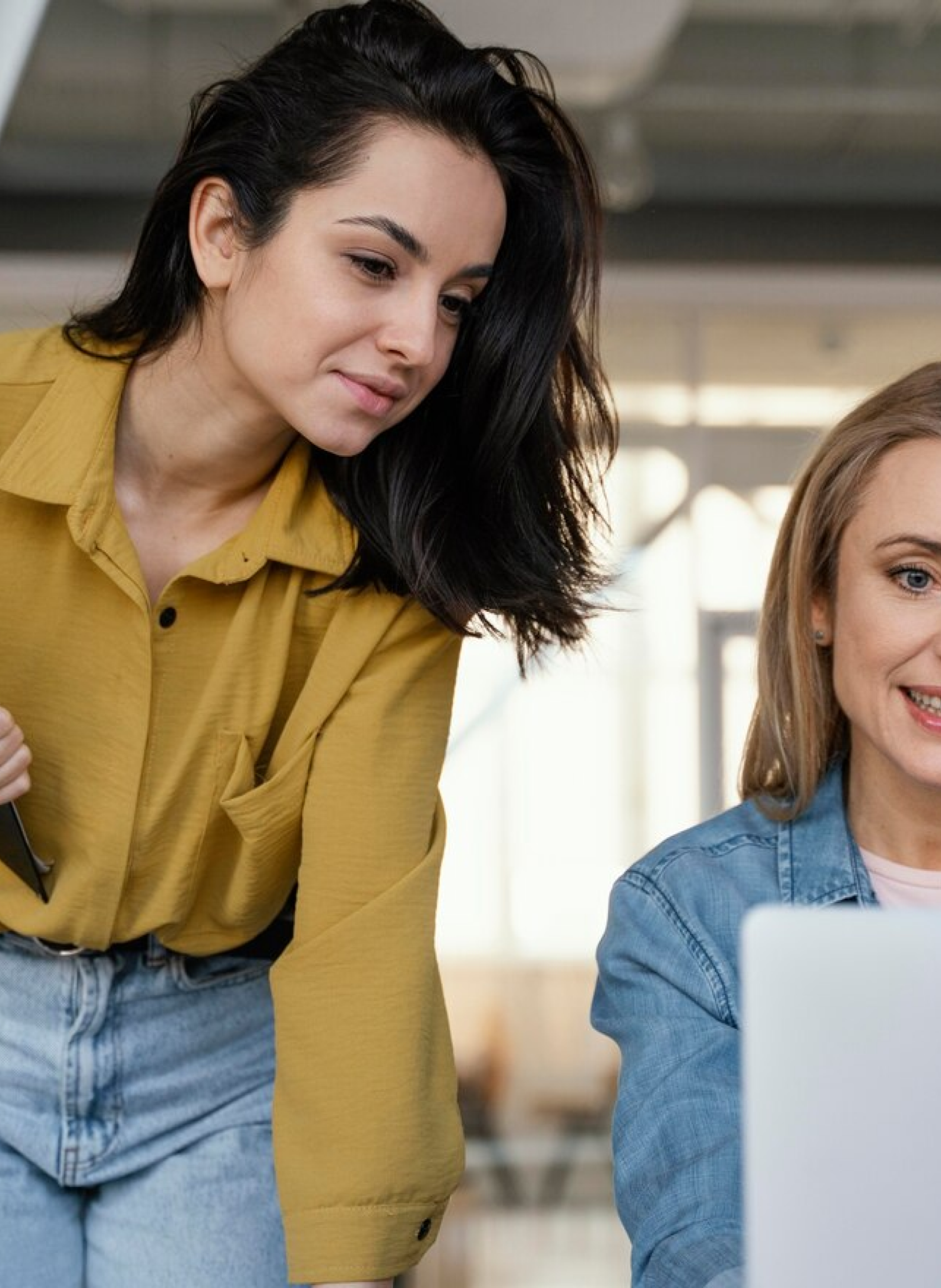 Why Enterprises Choose Veritis for ServiceNow Consulting? Why Enterprises Choose Veritis for ServiceNow Consulting?